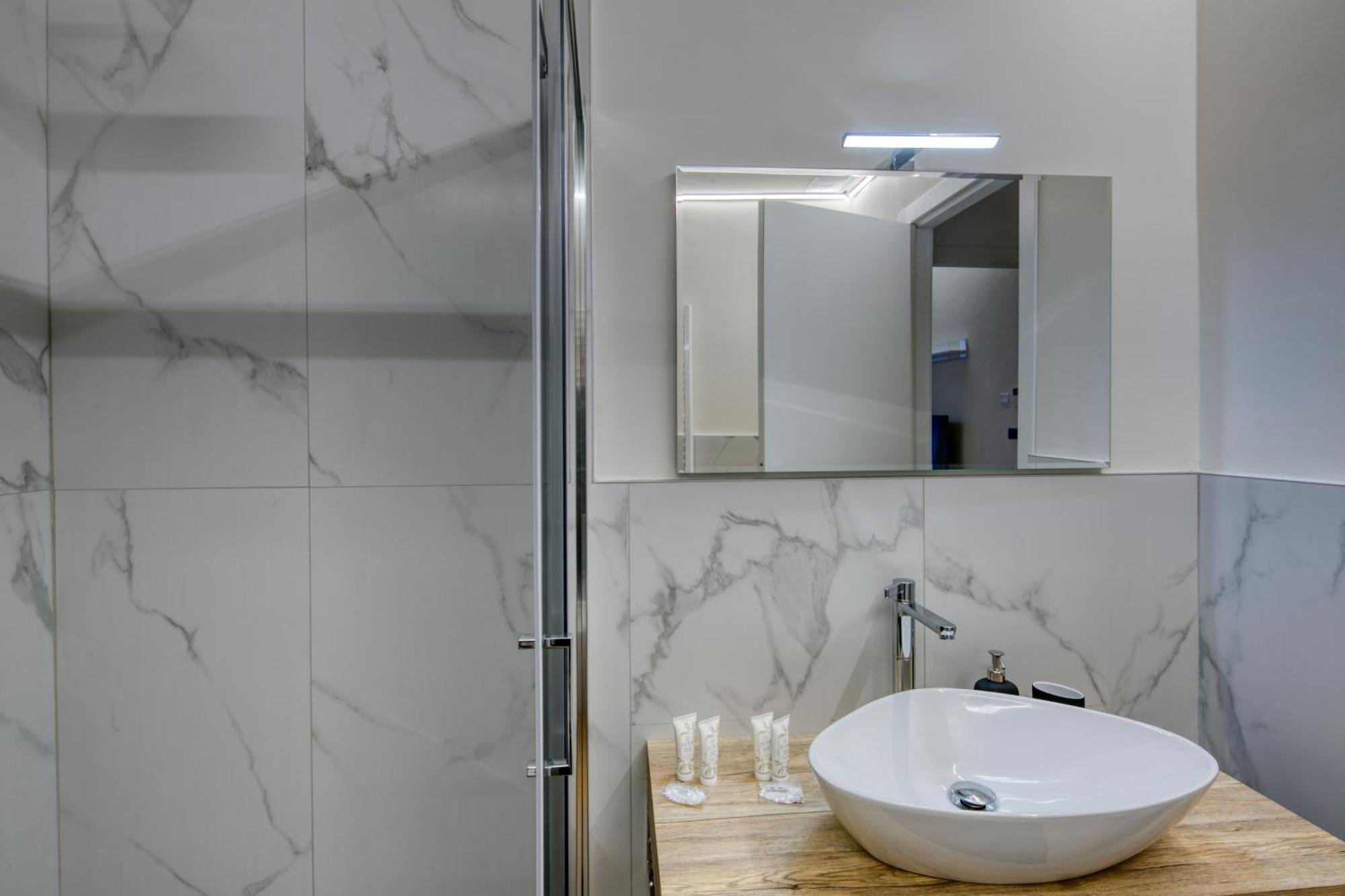Appartamento Centro Torino Con Terrazzo Екстериор снимка