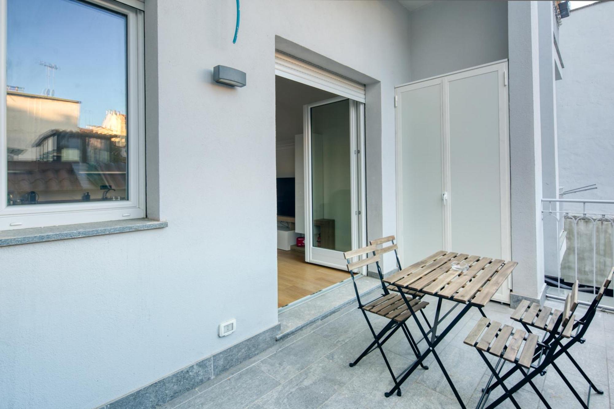 Appartamento Centro Torino Con Terrazzo Екстериор снимка